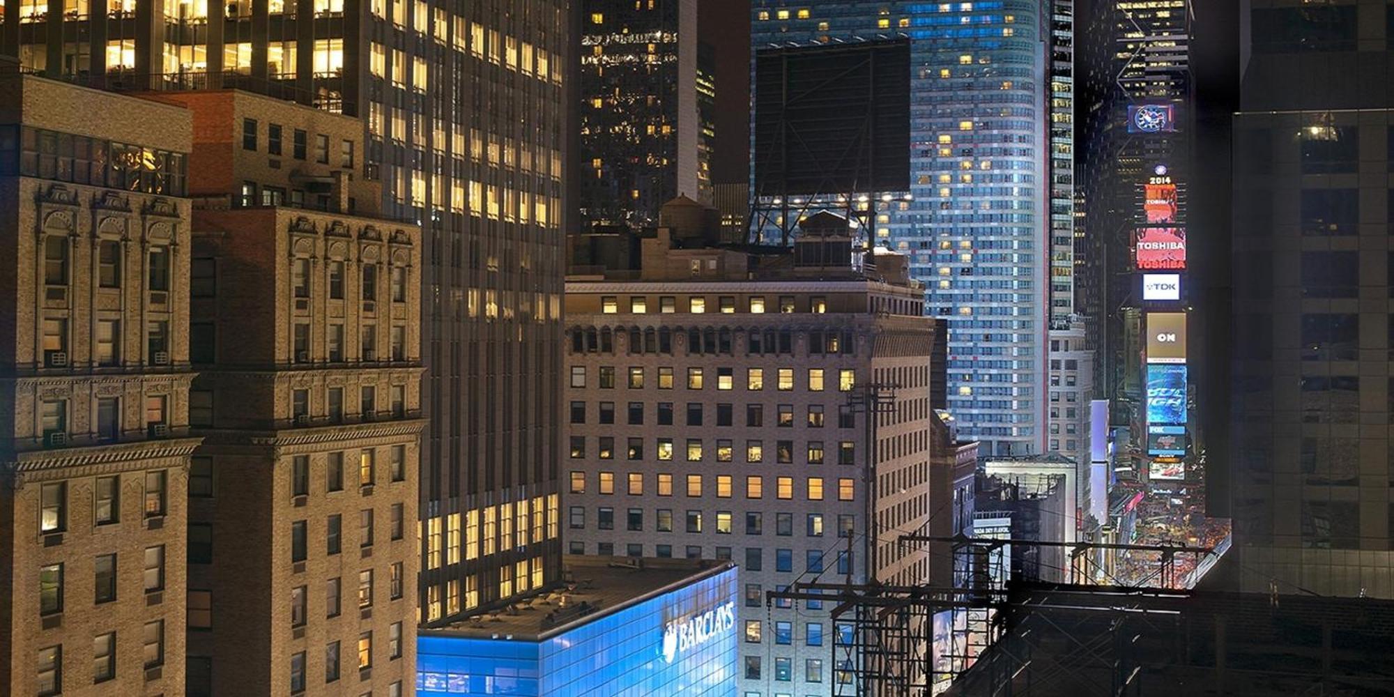 The Manhattan At Times Square Hotel New York Exterior photo