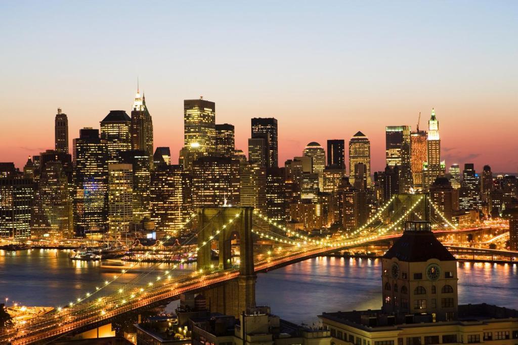 The Manhattan At Times Square Hotel New York Exterior photo